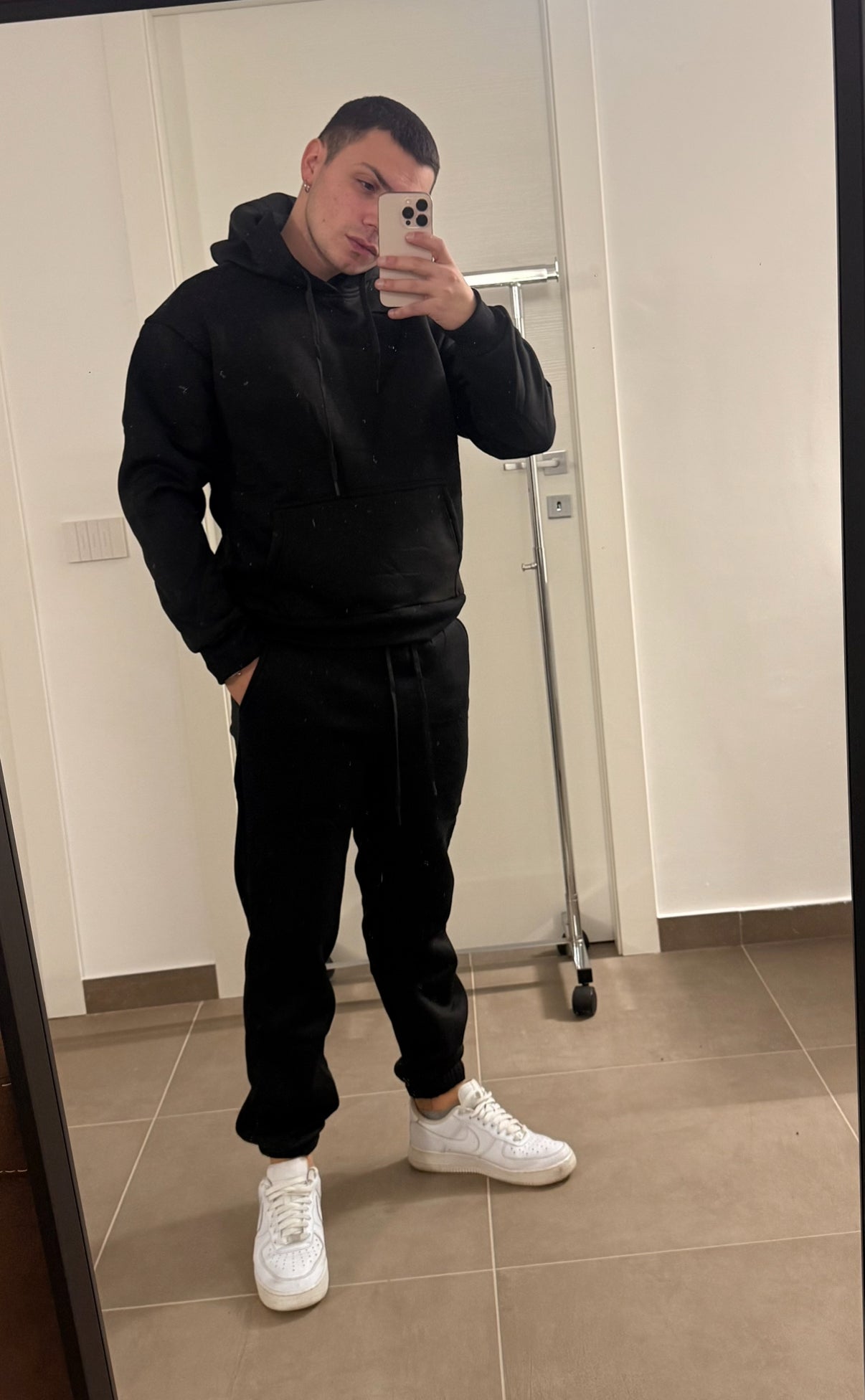 panta tuta basic nera